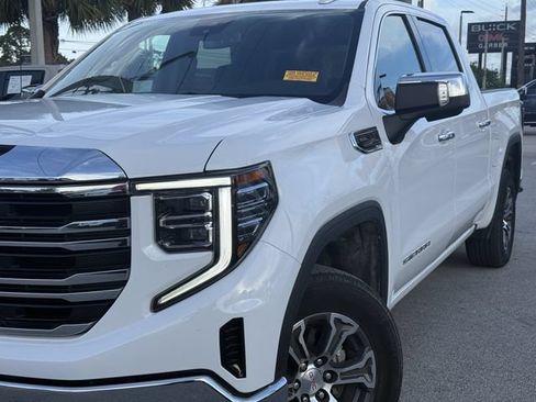 Used 2025 GMC Sierra 1500 SLT RWD image 4