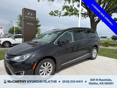 Used 2018 Chrysler Pacifica Touring-L Plus w/ Advanced Safetytec Group