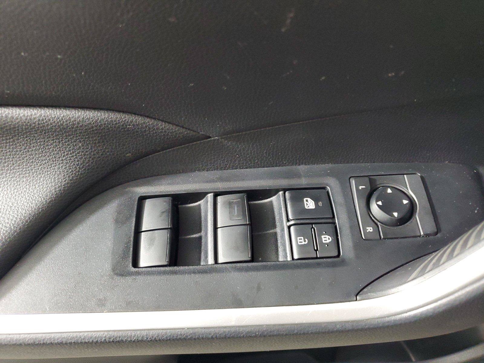 Used 2019 Toyota RAV4 LE w/ All Weather Liner Package AWD/4WD image 20