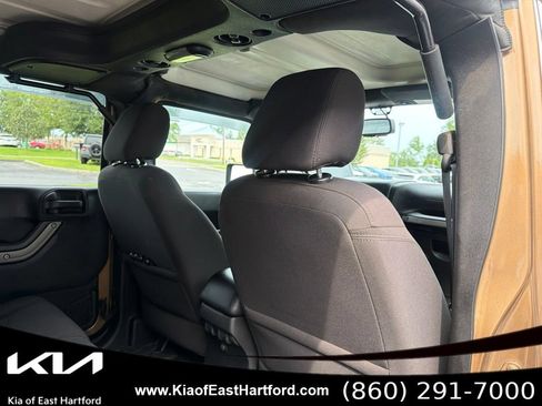 Used 2015 Jeep Wrangler Unlimited Sport w/ Quick Order Package 24S AWD/4WD image 14