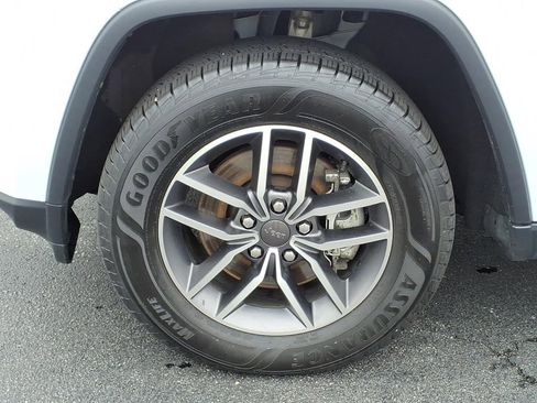Used 2022 Jeep Grand Cherokee Limited AWD/4WD image 10