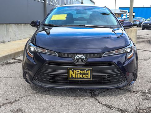 Used 2024 Toyota Corolla LE FWD image 2