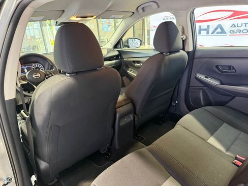 Used 2025 Nissan Sentra SV image 28