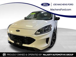 Used 2022 Ford Escape SE w/ SE Sport Appearance Package FWD 360° Tour