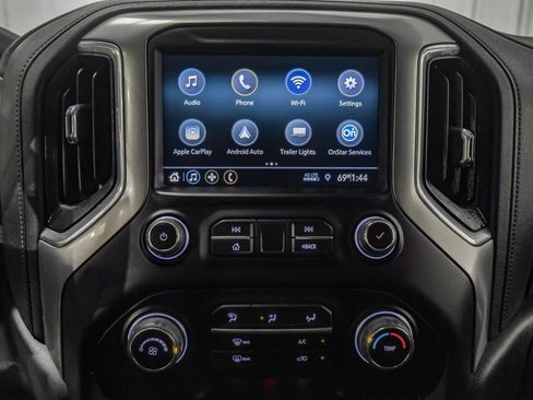 Used 2022 Chevrolet Silverado 2500 LT AWD/4WD image 25