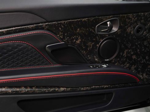 Used 2022 Aston Martin DBS Superleggera Volante RWD image 41