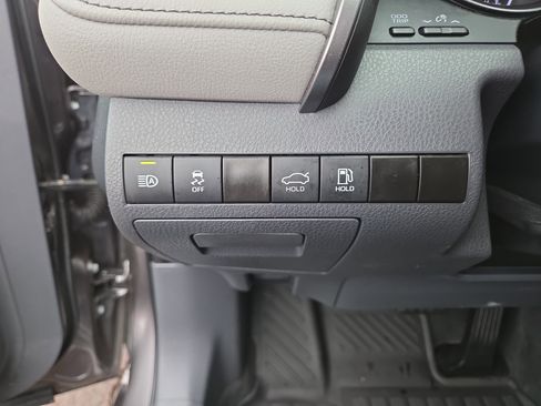 Certified 2023 Toyota Camry SE image 27