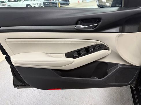 Used 2020 Nissan Altima 2.5 SL AWD/4WD image 7