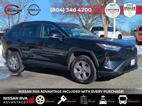 Used 2023 Toyota RAV4 XLE image 3