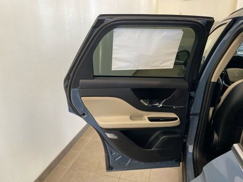 New 2025 Lincoln Corsair AWD w/ Equipment Group 101A image 8