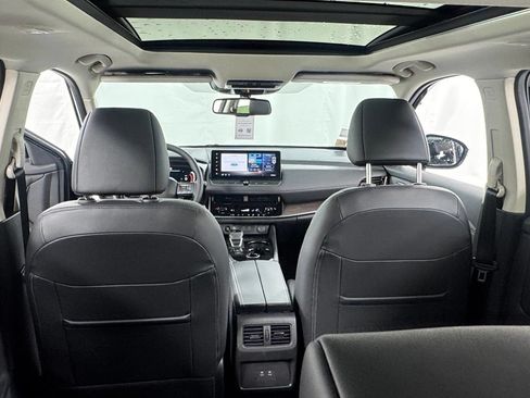 New 2026 Nissan Rogue Platinum AWD/4WD image 19