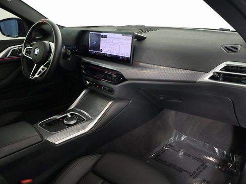 Used 2025 BMW 440i xDrive Coupe w/ Premium Package image 9