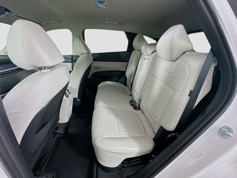 New 2026 Hyundai Tucson SEL image 16