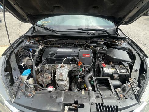 Used 2015 Honda Accord EX-L image 19