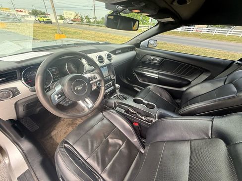 Used 2016 Ford Mustang Premium RWD image 14