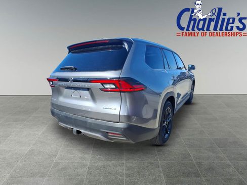 New 2026 Toyota Grand Highlander Limited AWD/4WD image 4
