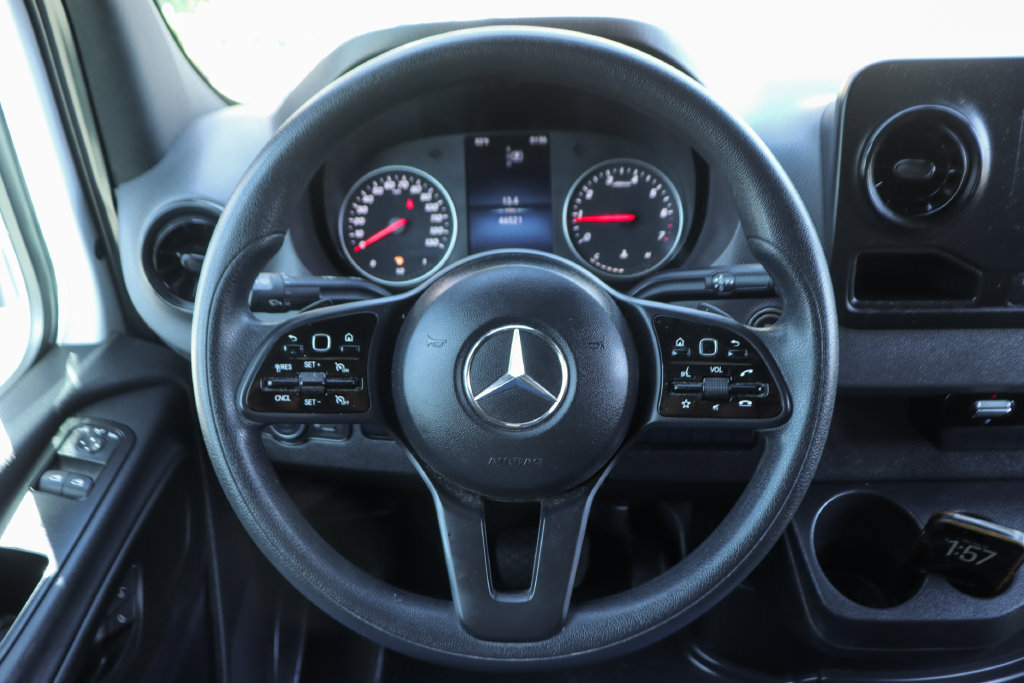 Used 2022 Mercedes-Benz Sprinter 1500 image 23
