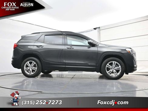 Used 2020 GMC Terrain SLE w/ Driver Convenience Package AWD/4WD image 33