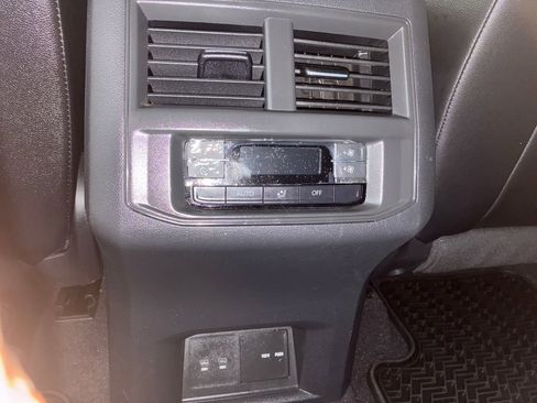 Used 2022 Volkswagen Atlas SE AWD/4WD image 24