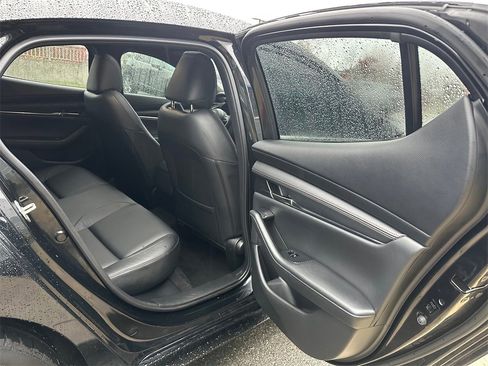 Used 2023 MAZDA MAZDA3 s image 13
