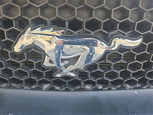 Used 2015 Ford Mustang GT image 28