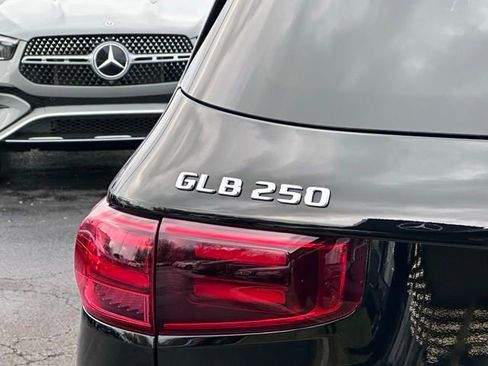 Certified 2026 Mercedes-Benz GLB 250 4MATIC image 10