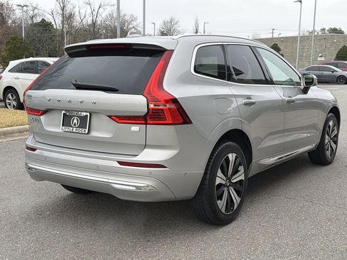 Used 2023 Volvo XC60 T8 Plus image 5