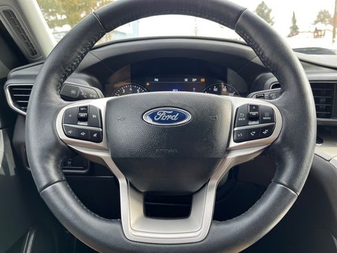 Used 2023 Ford Explorer XLT w/ Equipment Group 202A image 25