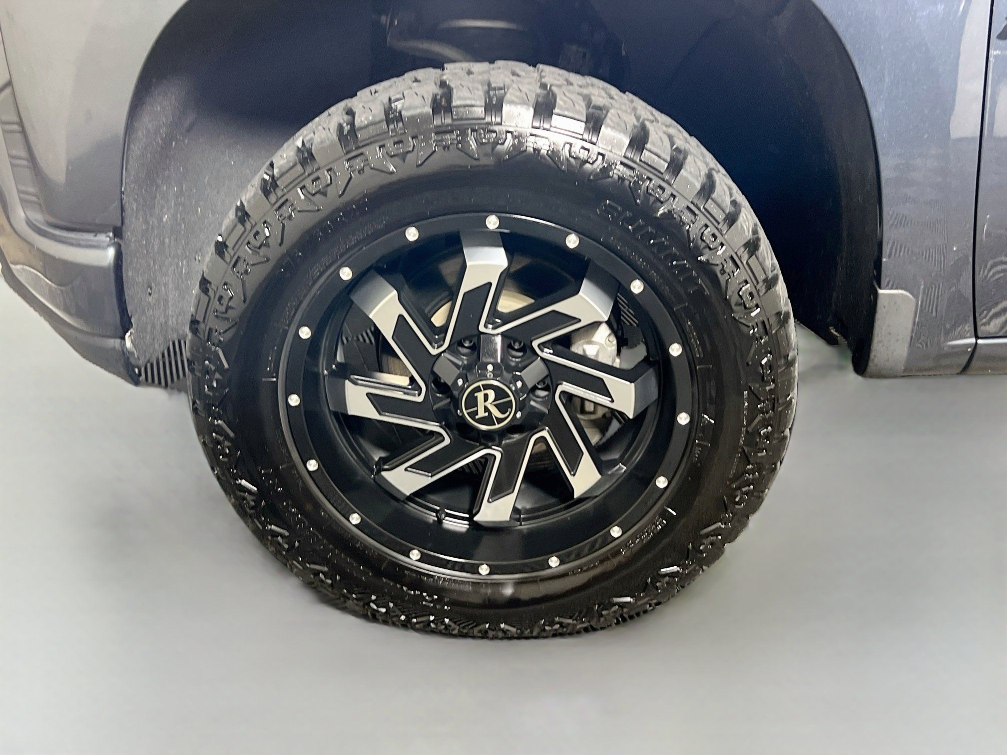 Used 2020 Chevrolet Silverado 1500 RST w/ Diesel Off-Road Package AWD/4WD image 13