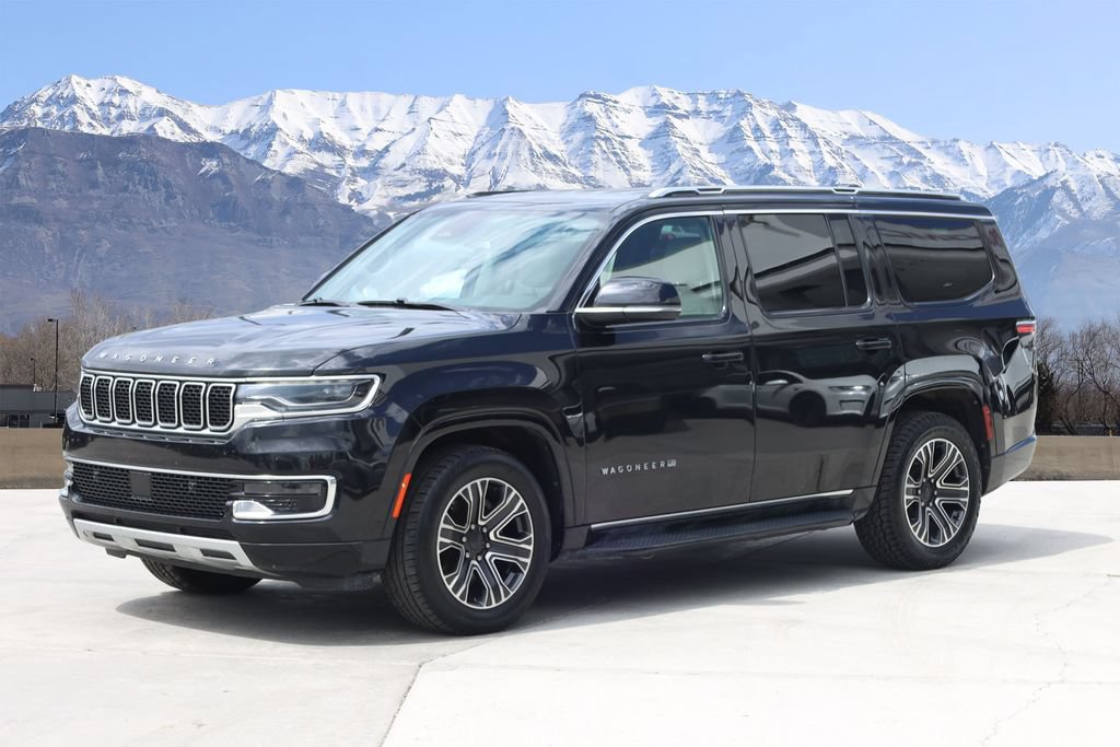 Used 2024 Jeep Wagoneer Series II w/ Flexible Seating Group AWD/4WD image 2