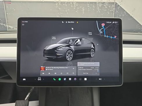 Used 2025 Tesla Model Y Long Range image 25