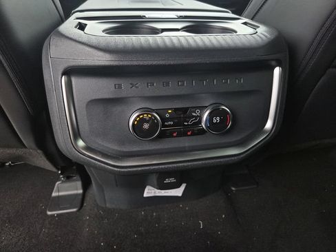 New 2026 Ford Expedition Platinum w/ Stealth Performance Package AWD/4WD image 19