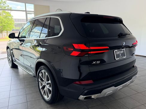 Certified 2024 BMW X5 sDrive40i RWD image 3