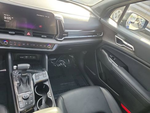 Used 2023 Kia Sportage X-Line w/ X-Line Premium Package image 18