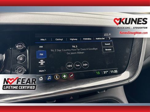 Used 2023 Buick Envision Essence image 25