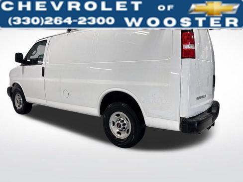 Used 2020 GMC Savana 3500 w/ Driver Convenience Package image 3