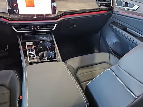 New 2026 Volkswagen Atlas SEL AWD/4WD image 26