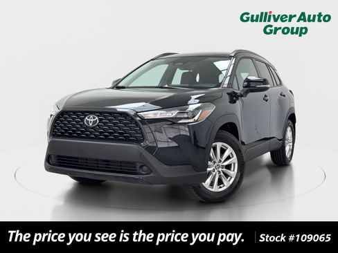 Used 2024 Toyota Corolla Cross LE AWD/4WD image 1