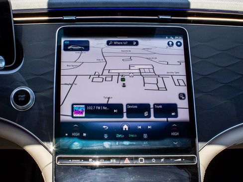 Used 2022 Mercedes-Benz EQS 450+ Sedan image 14