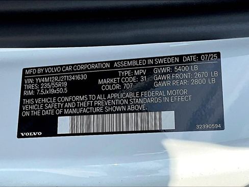 New 2026 Volvo XC60 B5 Core w/ Climate Package image 22
