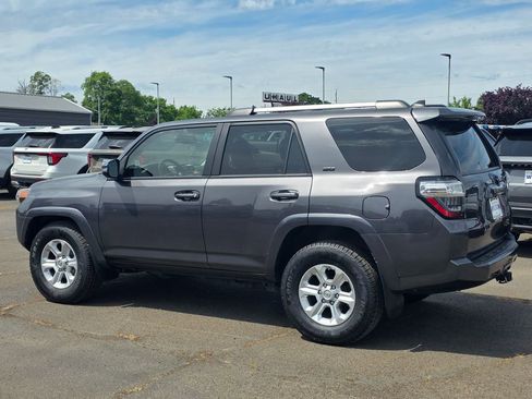 Used 2019 Toyota 4Runner SR5 Premium AWD/4WD image 35