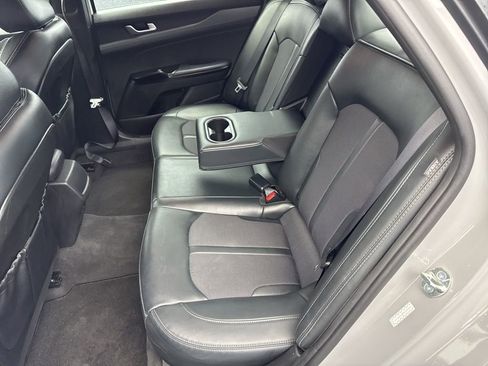 Used 2024 Kia K5 GT-Line image 32