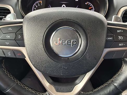 Used 2017 Jeep Grand Cherokee Limited w/ Luxury Group II AWD/4WD image 14