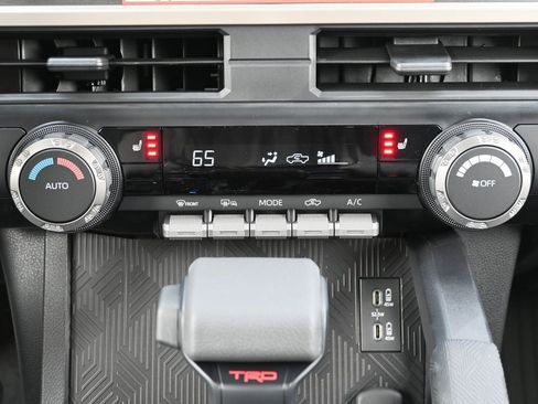 New 2025 Toyota Tacoma TRD Off-Road image 19