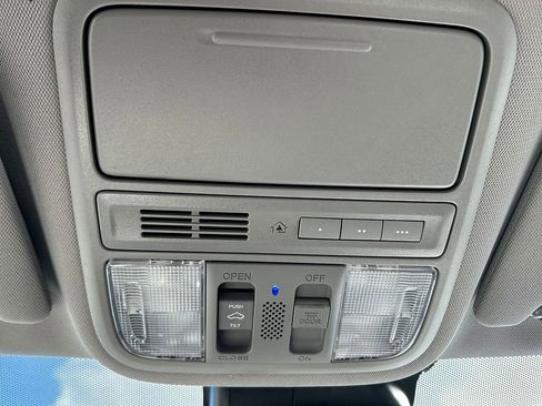 Used 2014 Honda Odyssey EX-L image 30