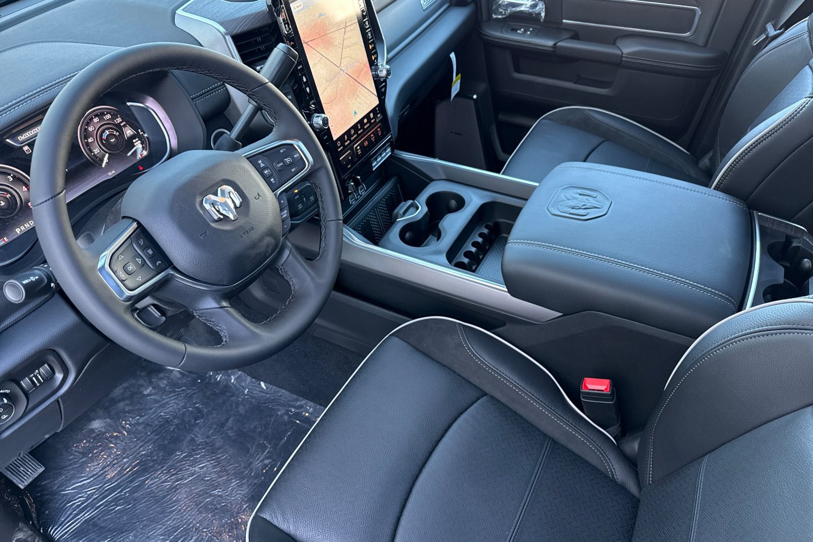 New 2026 RAM 3500 Laramie AWD/4WD image 11