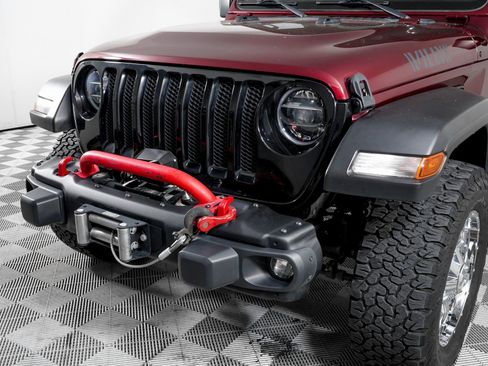 Used 2021 Jeep Wrangler Willys image 25