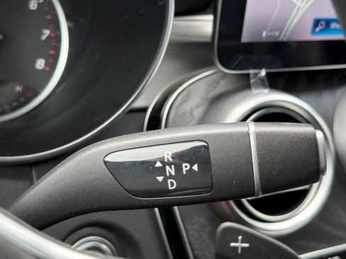 Used 2021 Mercedes-Benz GLC 300 4MATIC image 28