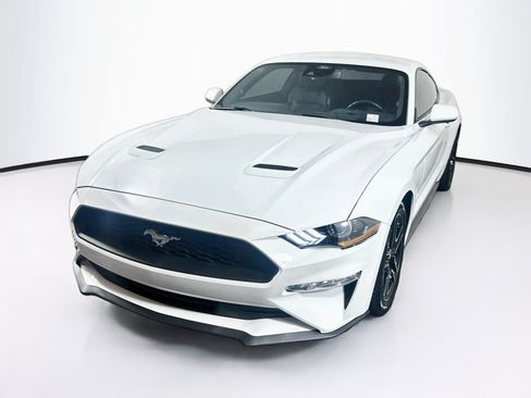 Used 2023 Ford Mustang Premium RWD image 3