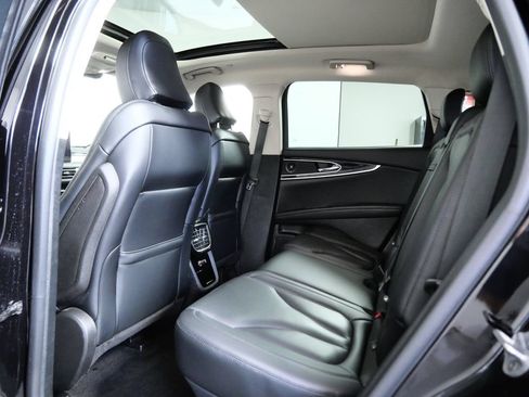 Certified 2023 Lincoln Nautilus Reserve w/ Monochromatic Package AWD/4WD image 10